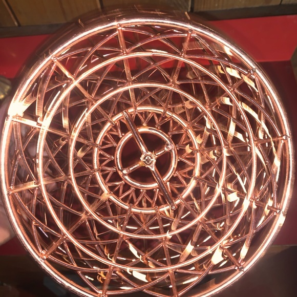 Unique Copper Wire Basket - Picture 9 of 10